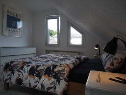 Großes Schlafzimmer
